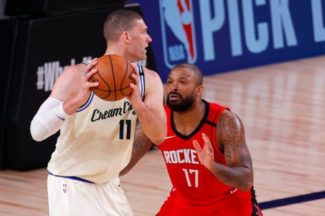 世界杯高清平台-终结阵容的最后一块拼图？雄鹿该全力追逐塔克吗？